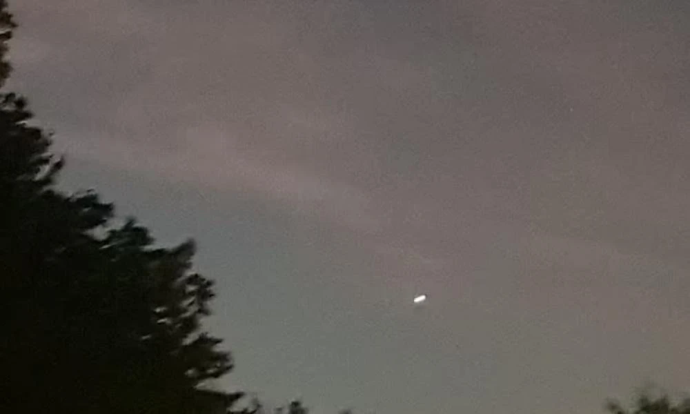 Τι συμβαίνει και βλέπουν τόσα UFO στη Βρετανία; Νέο «ντοκουμέντο» στο Στόκπορτ
